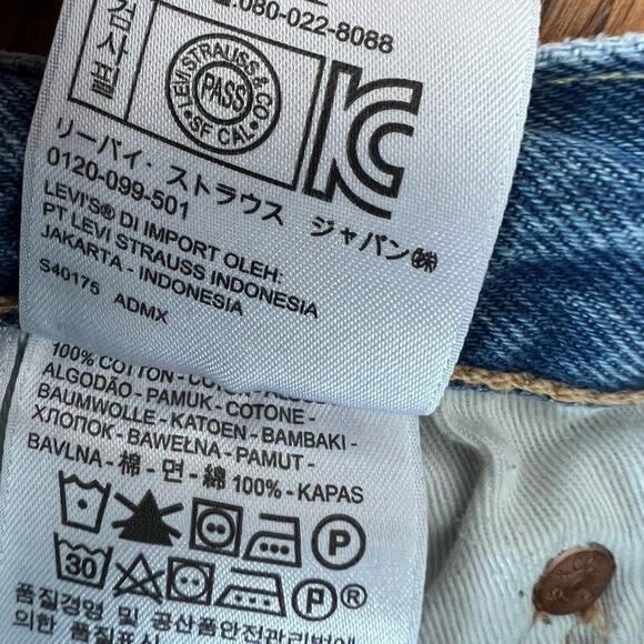 Levis 501 men’s size 36 X 34, distressed - Picture 6 of 6